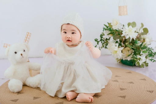 汕头宝宝几个月抬头